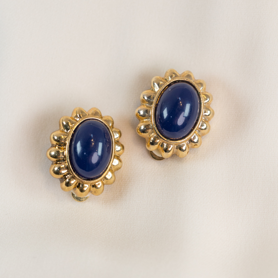 ANYA vintage navy oval stone clip-ons