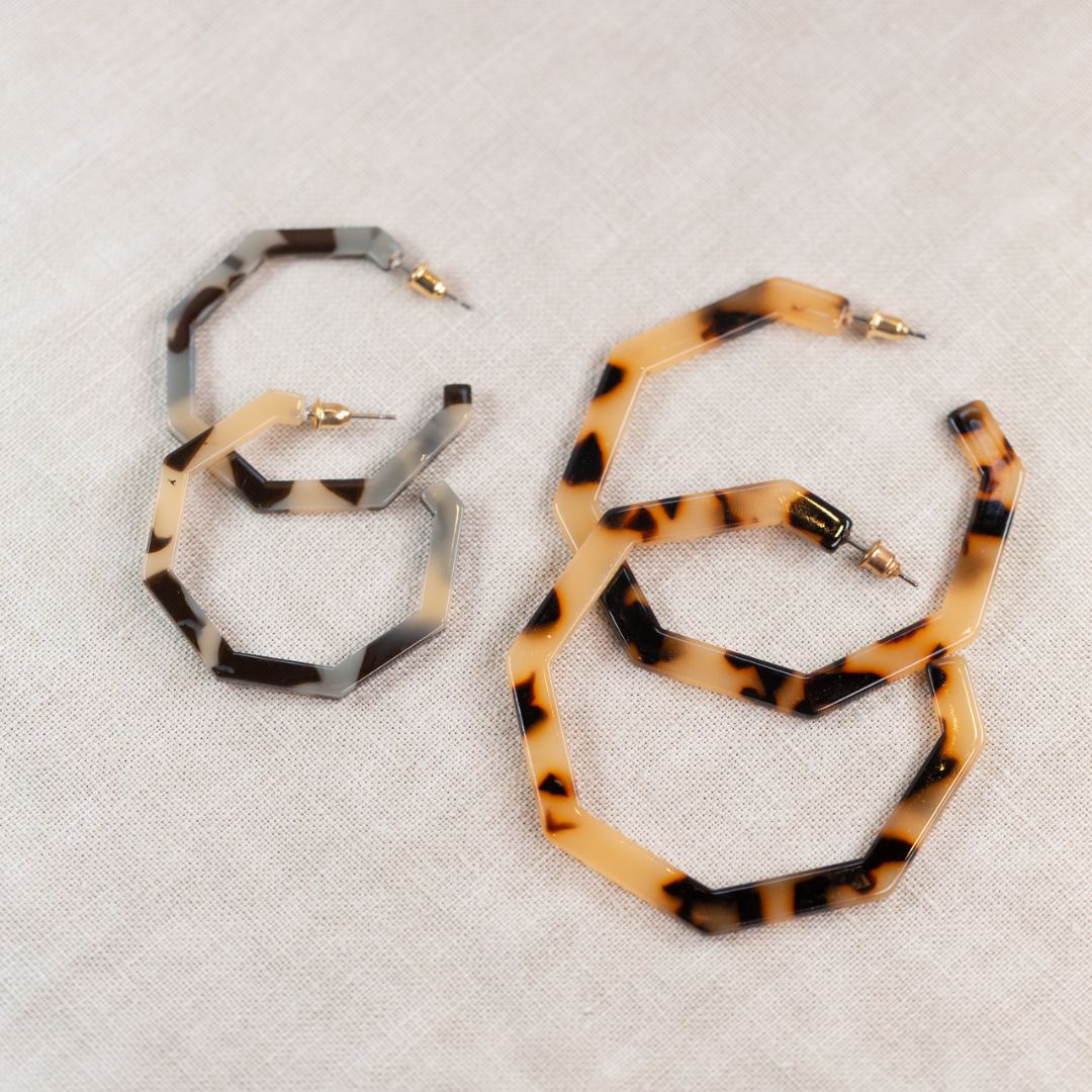 Maxi tortoiseshell hexagon hoops