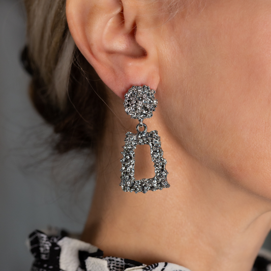 Silver midi pendant dangles