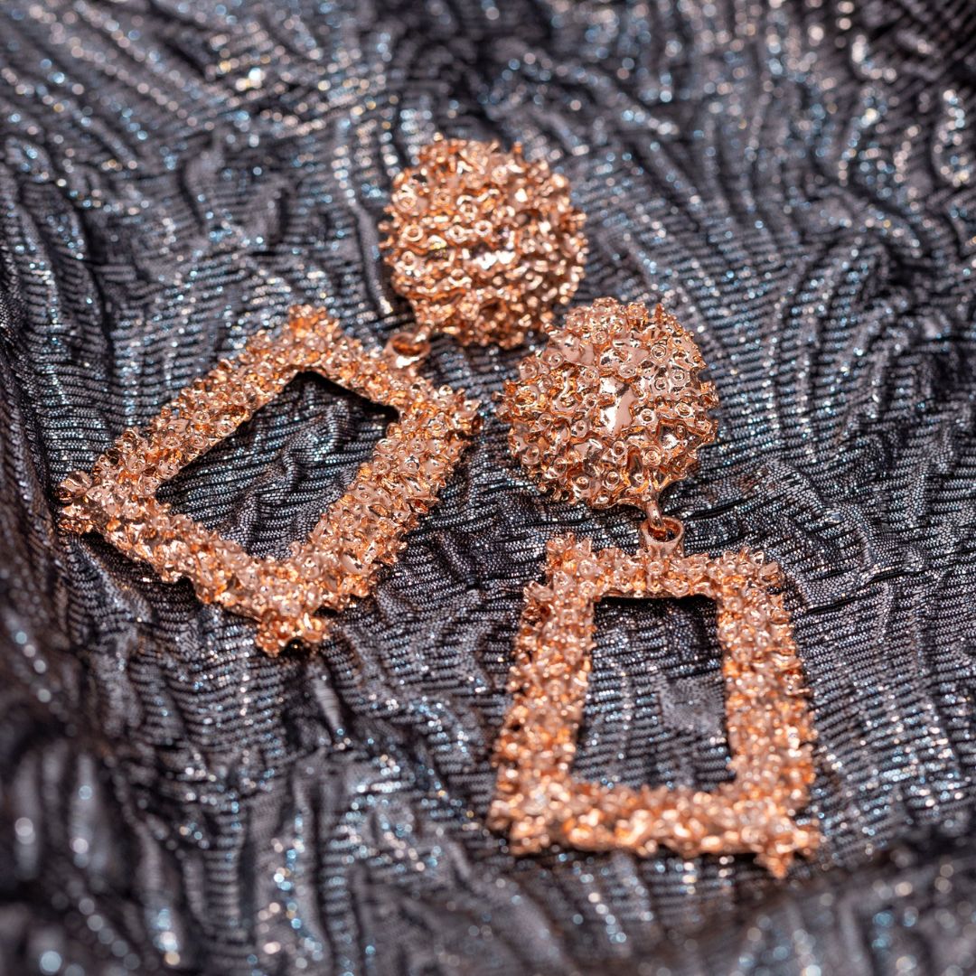 Rose gold maxi pendant dangles