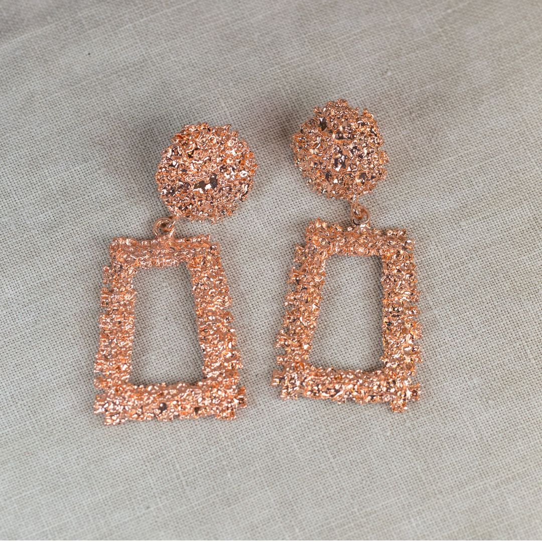 Rose gold maxi pendant dangles