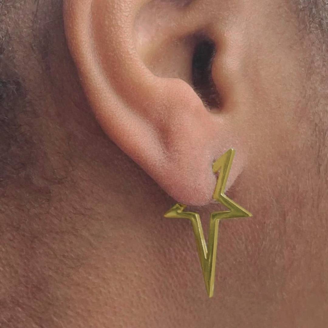 Gold star studs