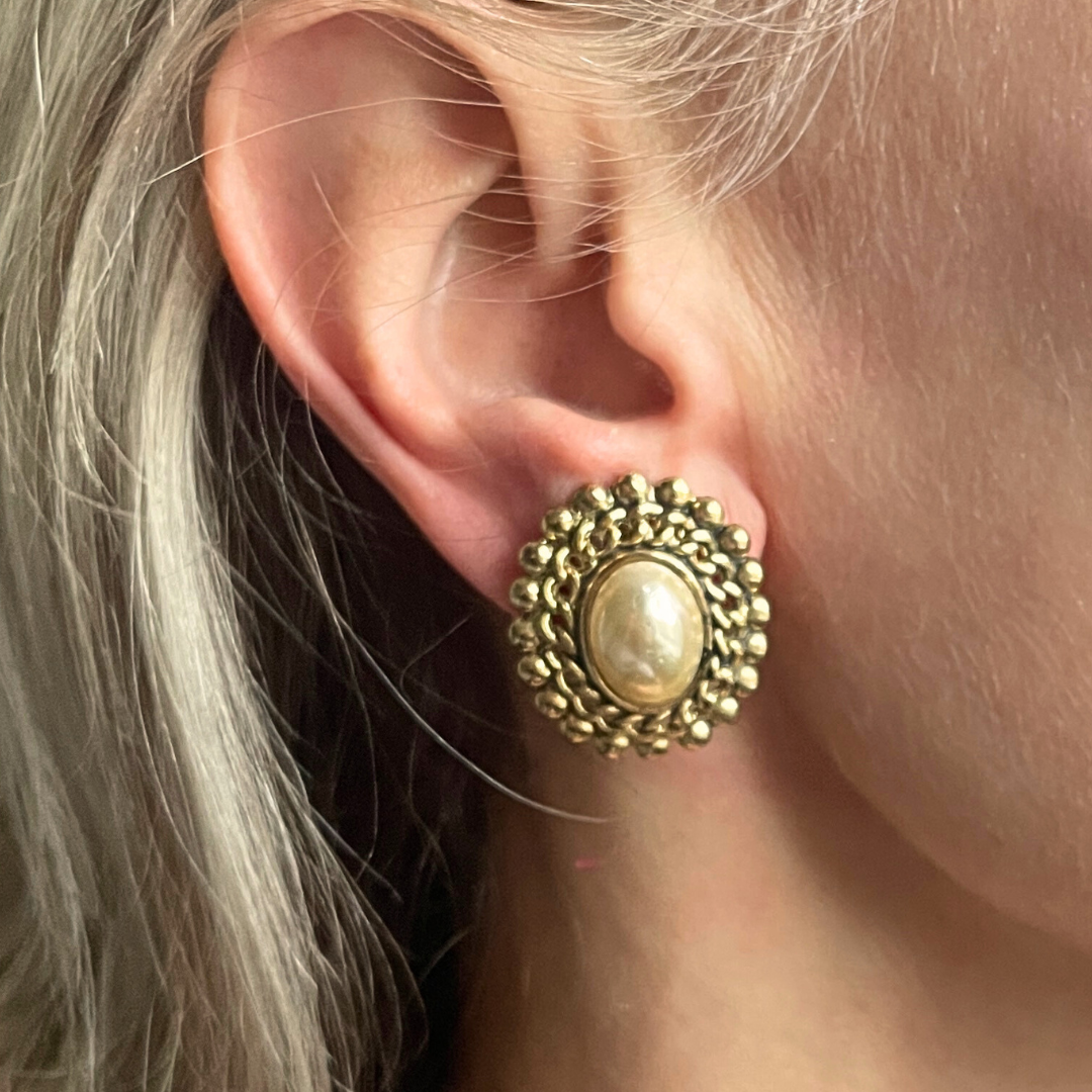 Gold & pearl vintage clip-ons