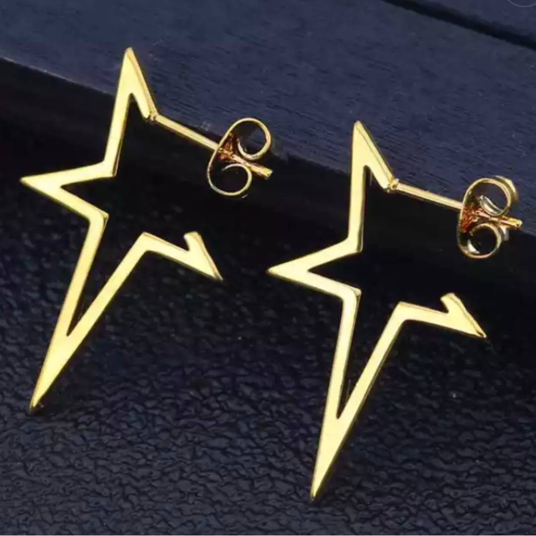 Gold star studs