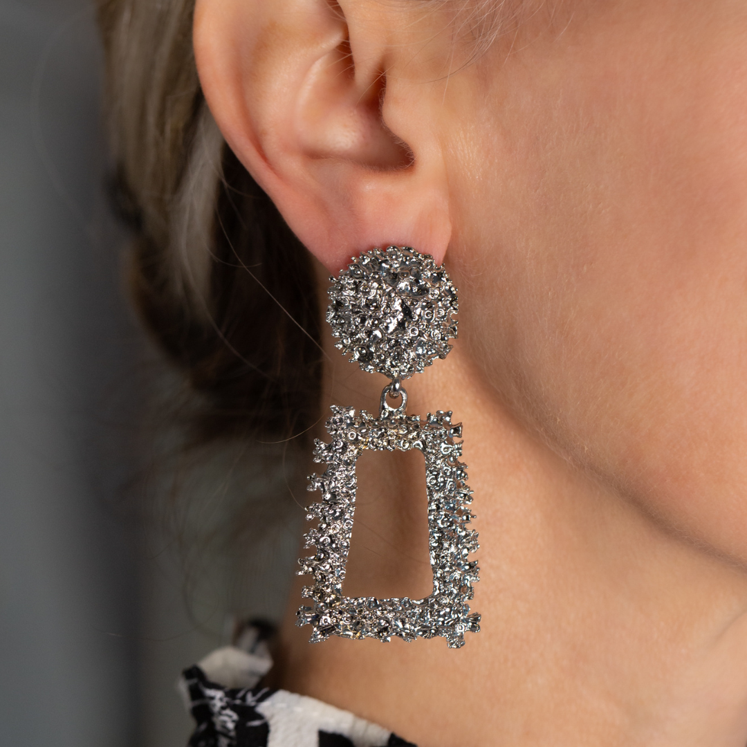 MARY silver textured maxi dangles