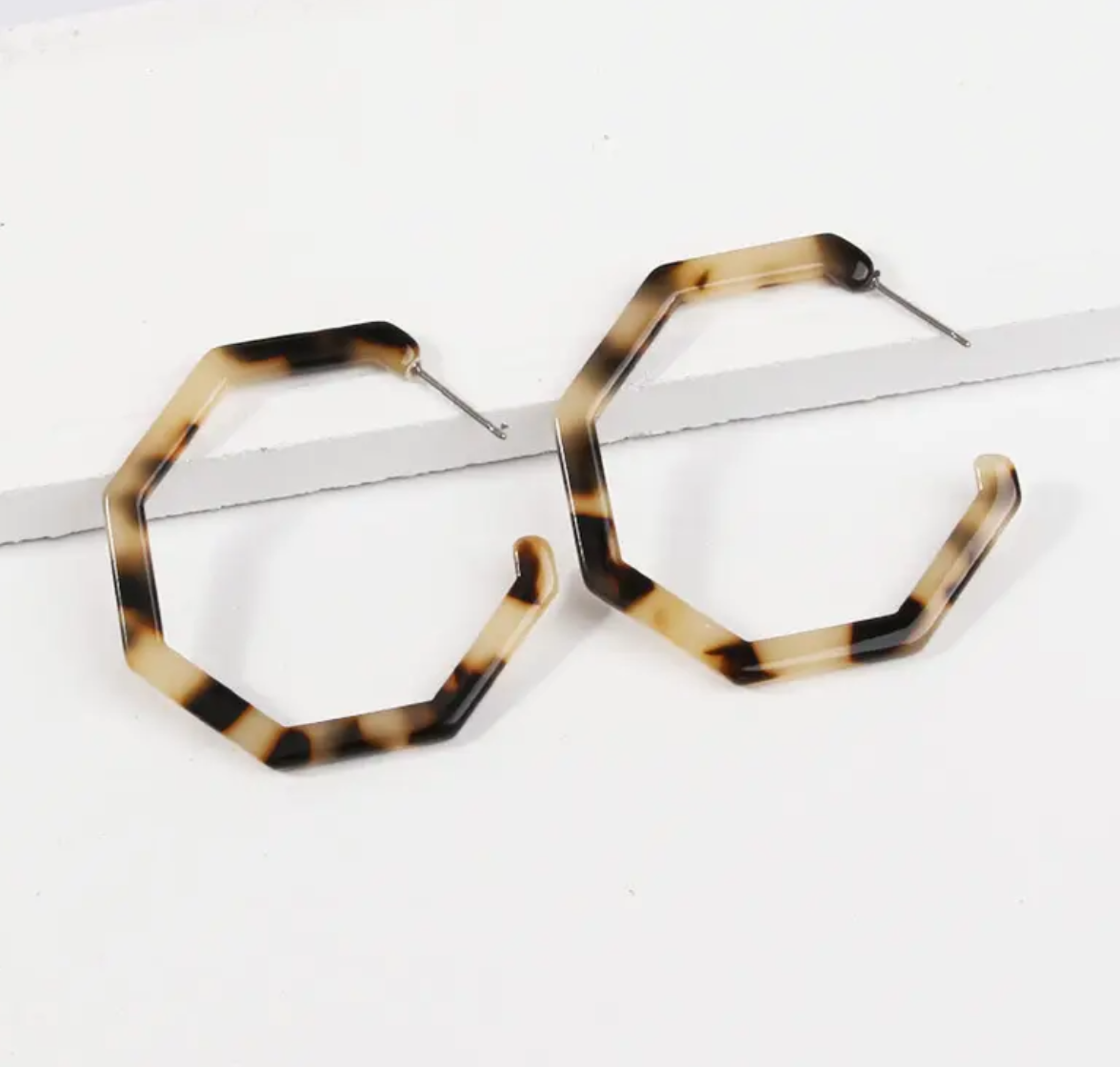 JANE tortoiseshell maxi hoop earrings