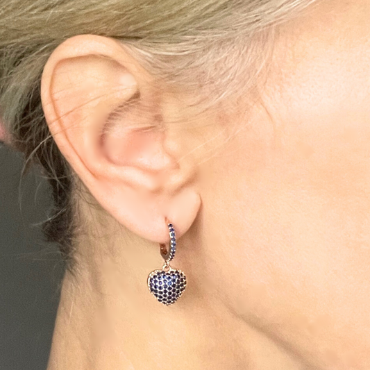 Blue sparkle heart huggies