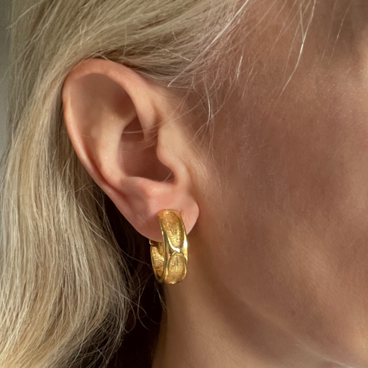 Gold hoop vintage clip-ons