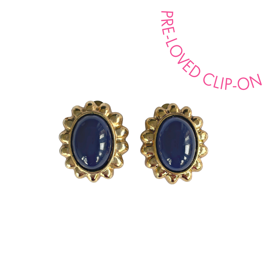 ANYA vintage navy oval stone clip-ons